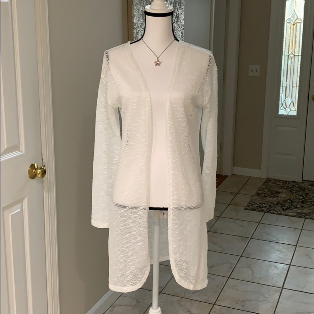 Love by Design off white knit cardigan sz L